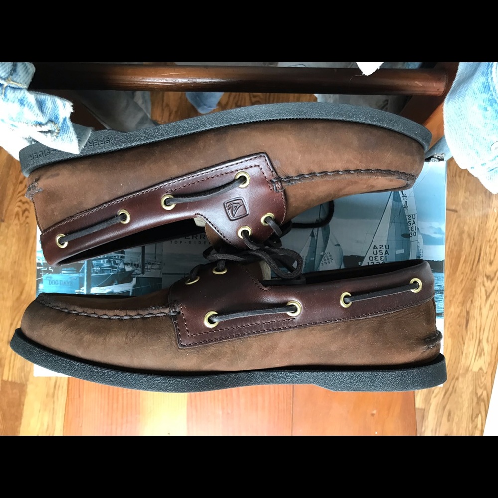 NEW Men’s Sperry’s topsider boat shoes